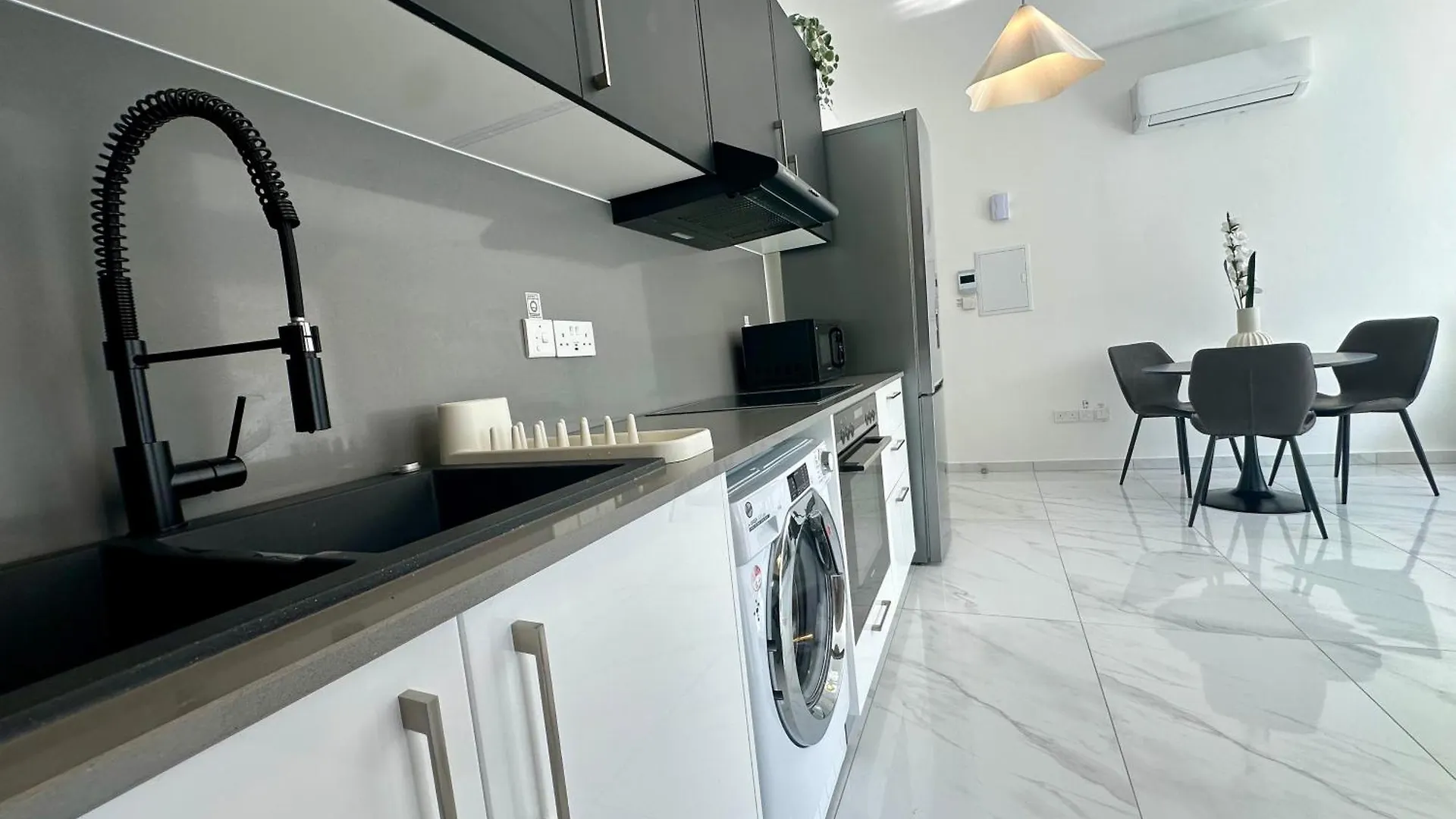 Apartment New 1 Bedroom Flat In Aglatzia Aglantzia